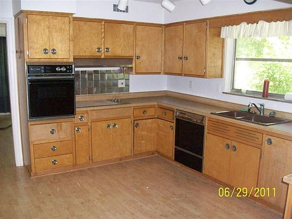 3rd image of 203 Bellewood Ave