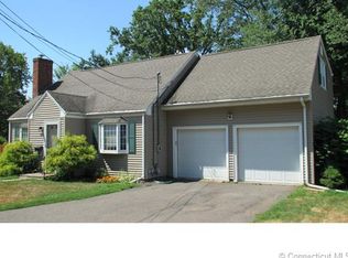 55 Howard St, Newington, CT 06111