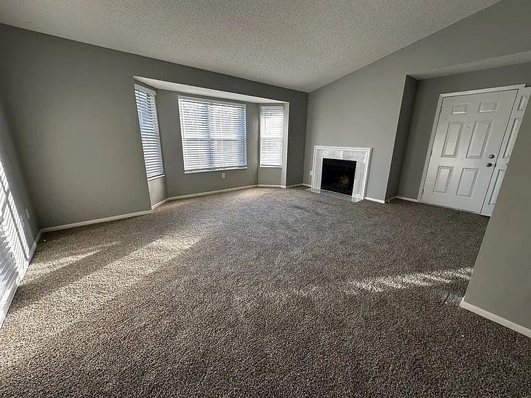 Stone Ridge — Photo 32
