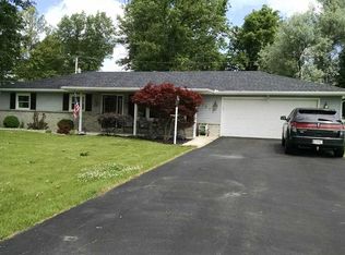 7517 Monroeville Rd, Hoagland, IN 46745