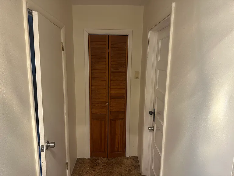 112 Grand Ave — Photo 8