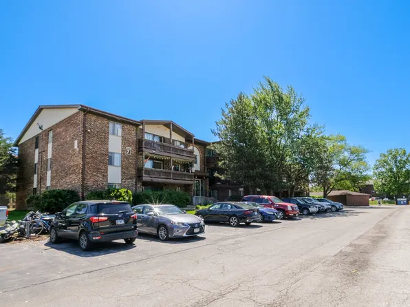 14001 James Dr APT 703, Crestwood, IL 60418