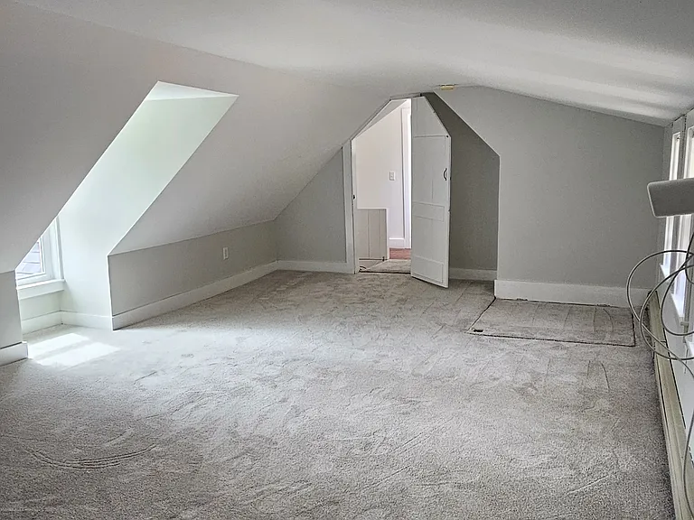 49 Jaffrey Rd — Photo 15