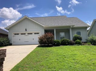 211 Savannah Dr, Enterprise, AL 36330