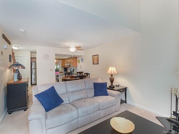 3rd image of 50 Pierce St APT 10