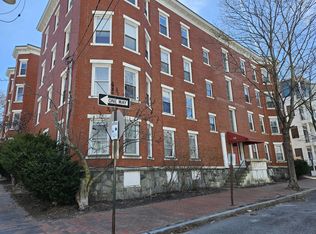 98 Grant St APT 3, Portland, ME 04101