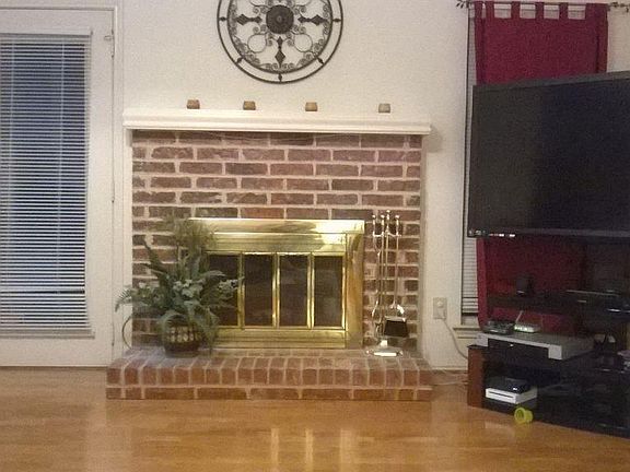 5th image of 2708 Garden Springs Dr