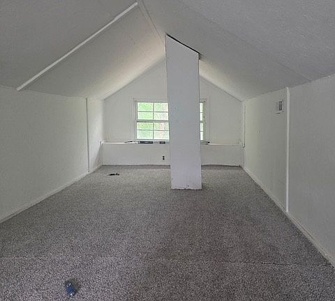 4th image of 1202 Cates St