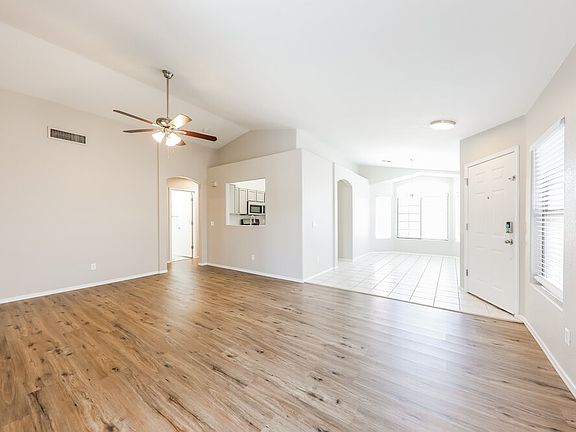 4th image of 13250 W Saguaro Ln