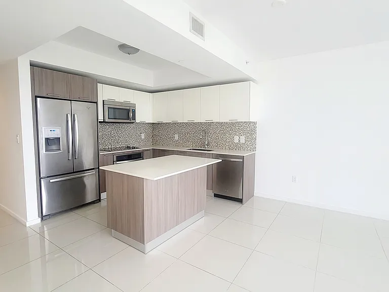 5252 NW 85th Ave #1208 — Photo 17