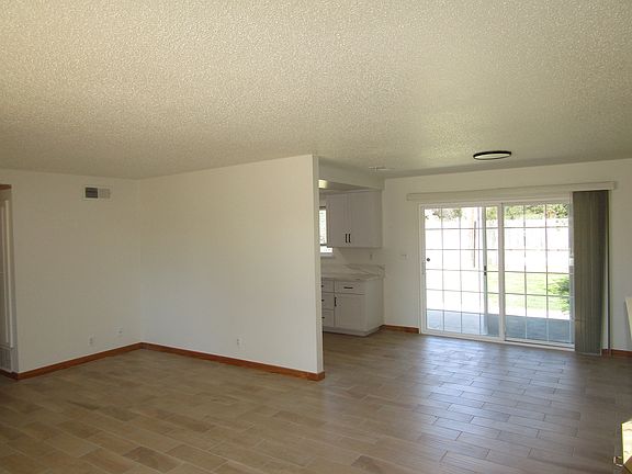 4th image of 4019 Rigel Ave