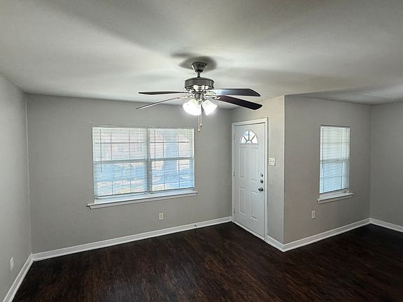 3rd image of 7420 Arborcrest Dr