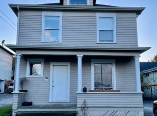 608 E Chestnut St, Bellingham, WA 98225