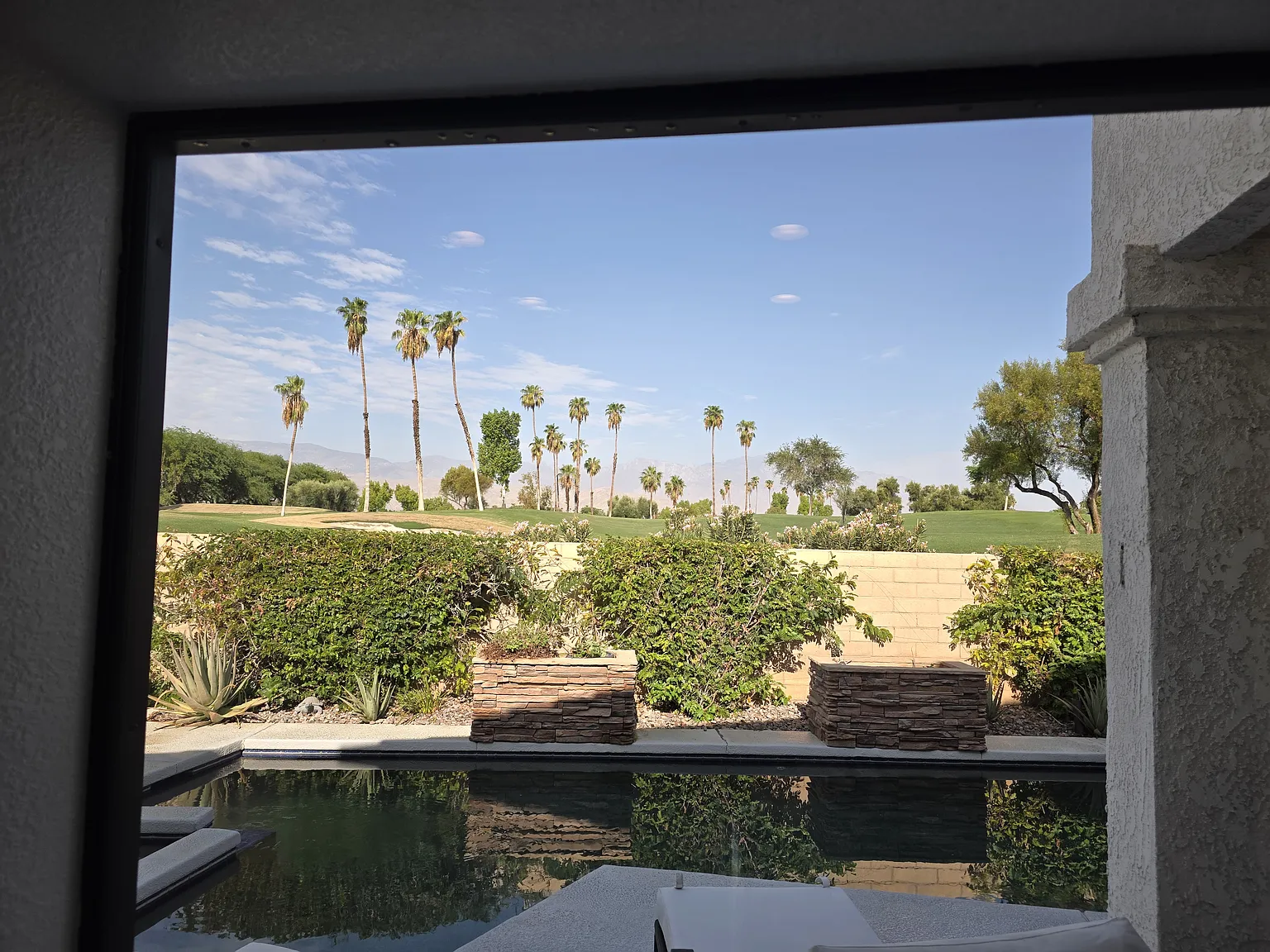 4 bed, 2562 sqft, $5,600 — Photo 3