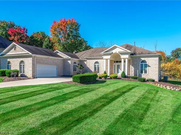 8496 Countryview Dr, Broadview Heights, OH 44147