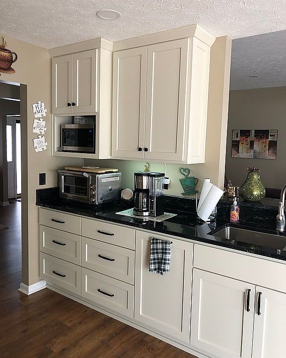 1st image of 1115 Lancashire Dr