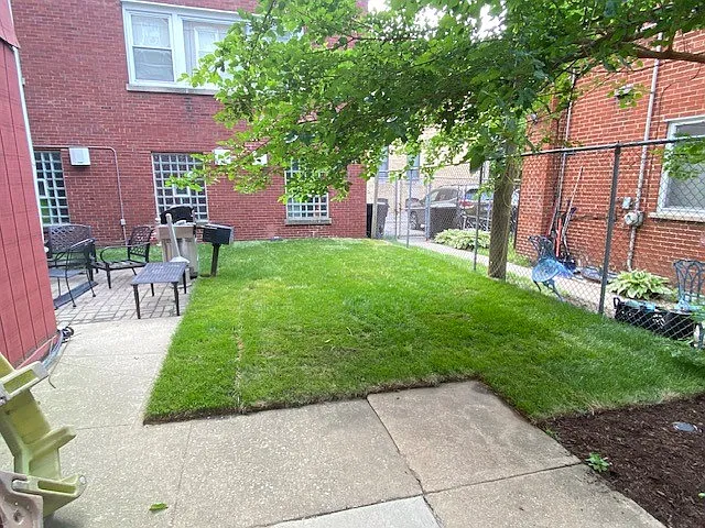4450 N Ashland Ave — Photo 6