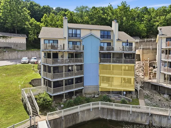 262 Bluff Blvd #1A, Camdenton, MO 65020