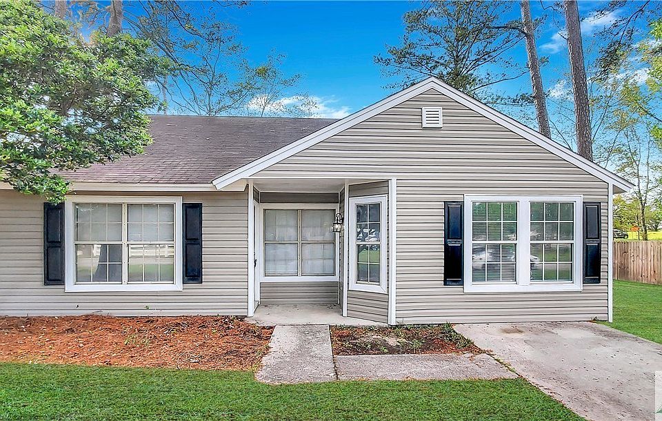 1st image of 66 Egret Cir