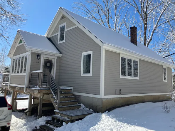 (undisclosed Address), Camden, ME 04843