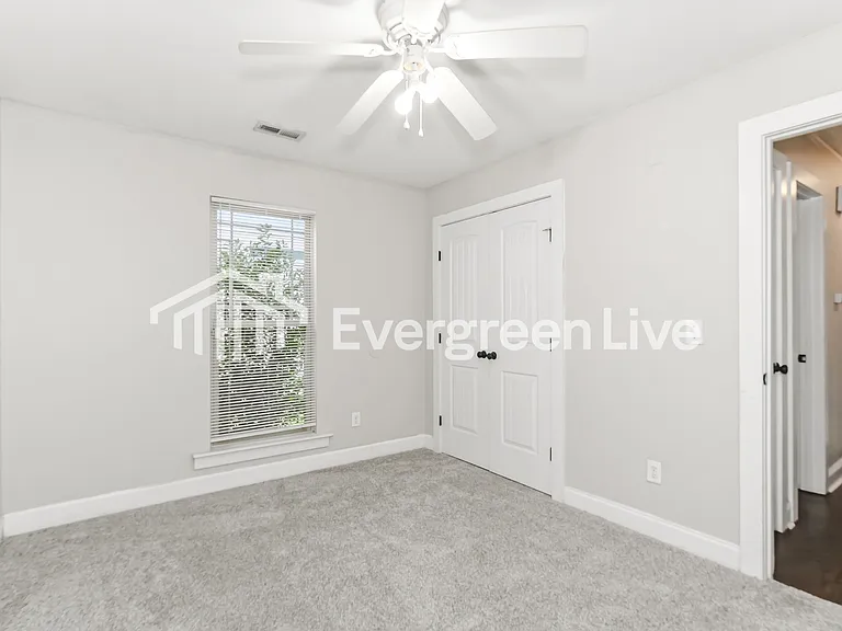 232 Creekstone Trl — Photo 13
