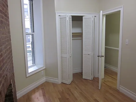 Rented by Link NY Realty | media 16