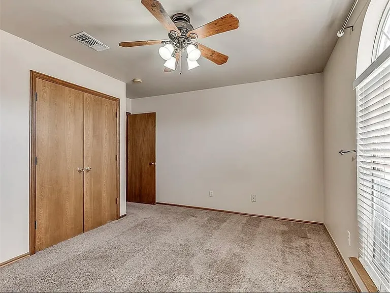 1137 SW 131st St — Photo 11