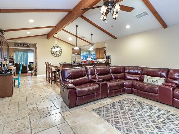 3rd image of 10515 Cliota St