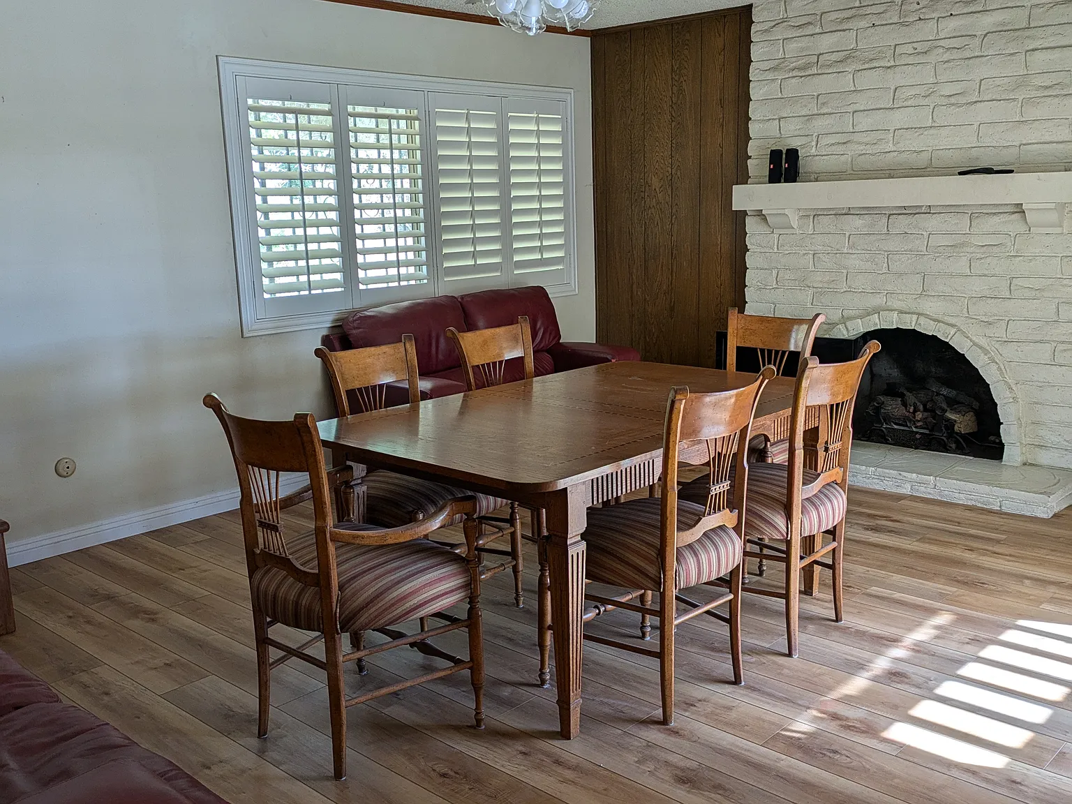 6 bed, 2142 sqft, $890 — Photo 4