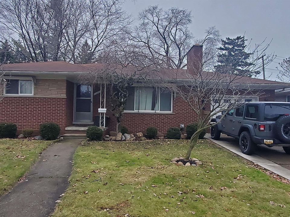 1st image of 22209 Frazho St