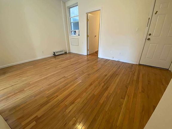 2nd image of 3211 48th St APT 1R