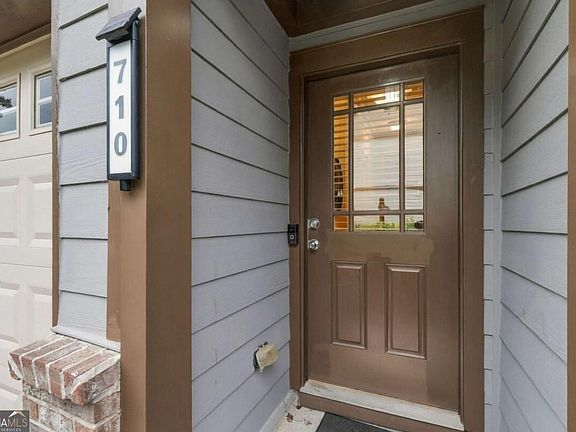 4th image of 710 Emeril Dr