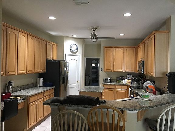 2nd image of 3733 Crescent Park Blvd