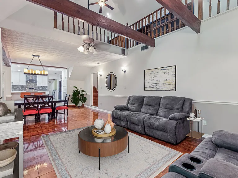5210 River Park Villas Dr — Photo 12