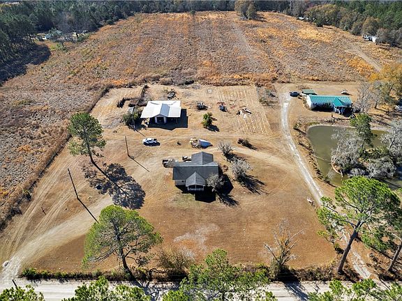 4th image of 3411 Floyd Dr