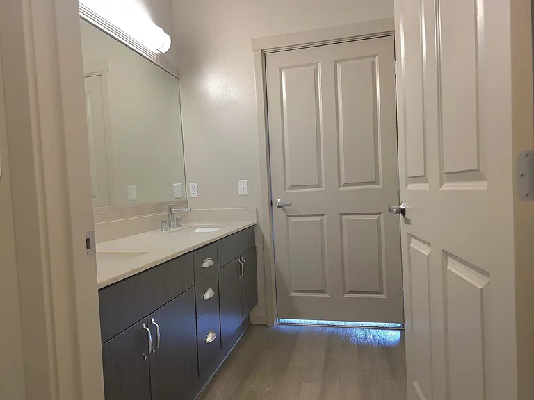 Borgata Apartment Homes — Photo 106