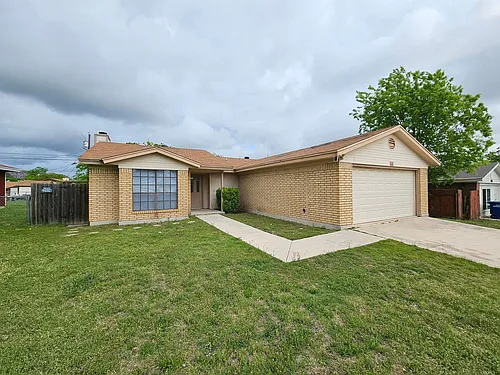 111 Bridle Dr Photo 1