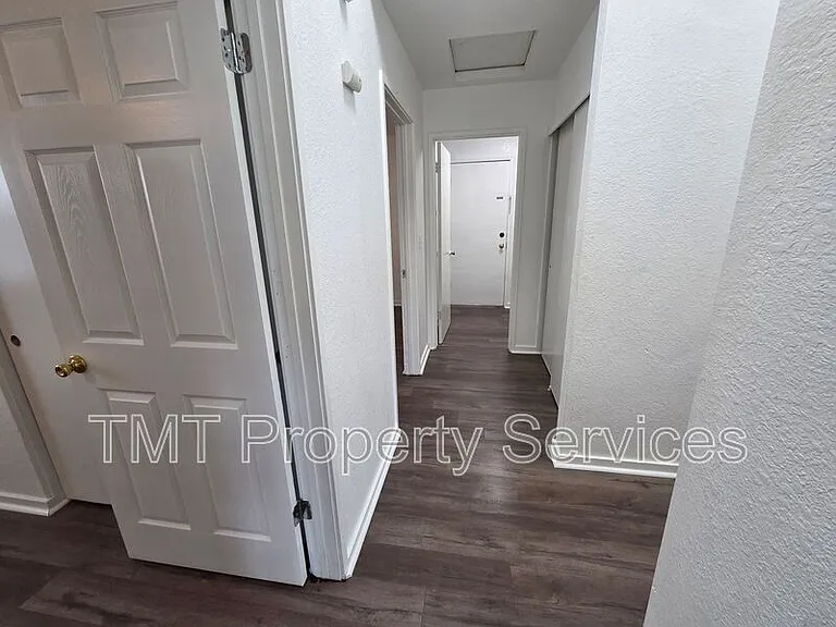 2234 Wall St — Photo 16