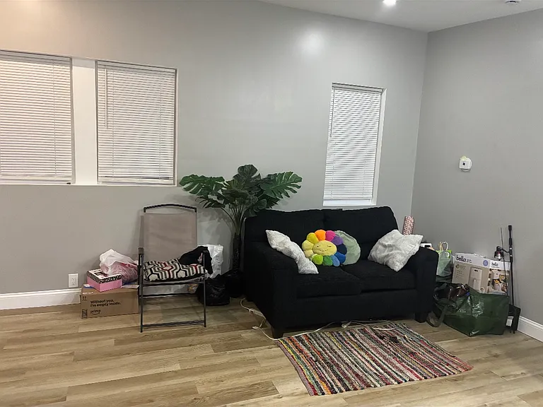 202-206 Berbro Ave #204-B — Photo 2