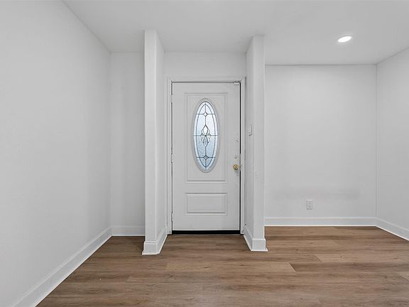 2nd image of 14206 Kittydale Dr