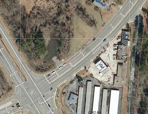 117 Country Club Dr Photo 1