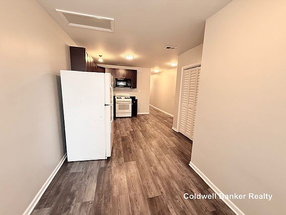 4th image of 3446 N Cicero Ave #B
