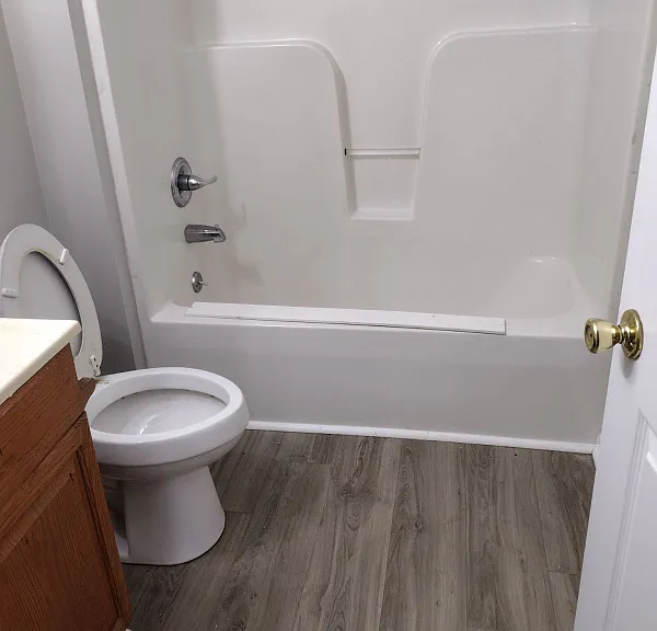 5784 Metropolis Lake Rd #C — Photo 6