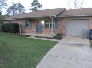 620 Eden Ln, Cantonment, FL 32533