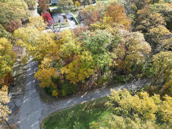 14500 Fairbanks St, Cedar Lake, IN 46303