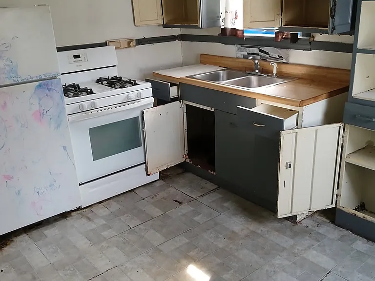 4931 Plover Ave — Photo 2
