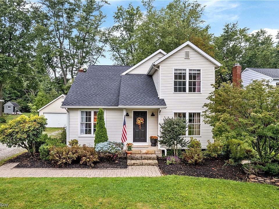 1st image of 135 Luden Ave