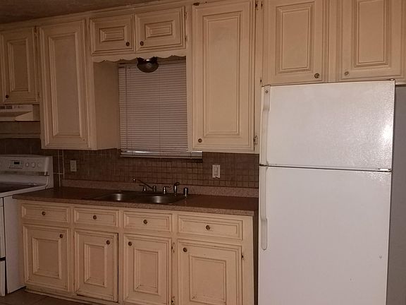 4th image of 1006 Cordell St APT 2