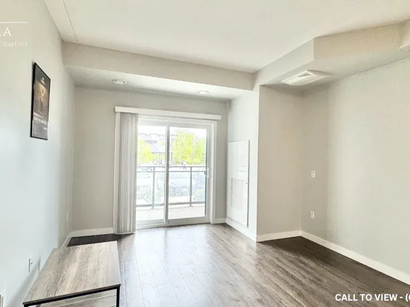 25 Kay Cres #109, Guelph, ON N1L 0P2