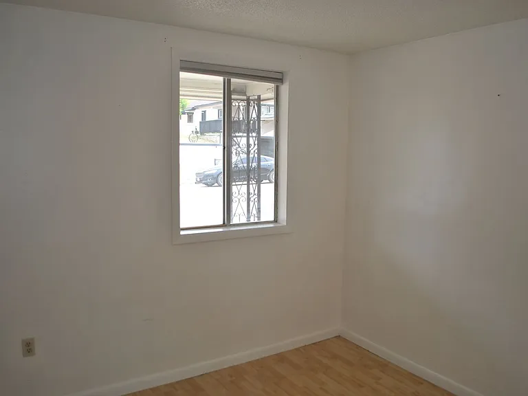 1215 W Pine St — Photo 7